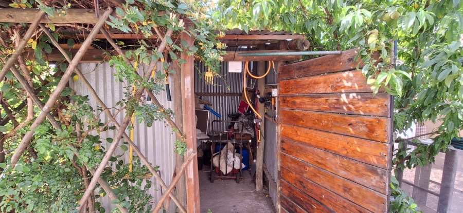 2 Bedroom Property for Sale in Albertinia Western Cape